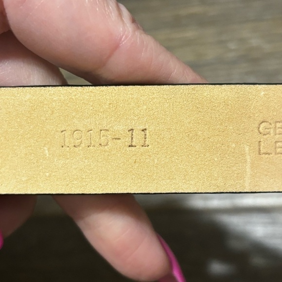WCM women’s croc embossed New leather belt XL main image 5